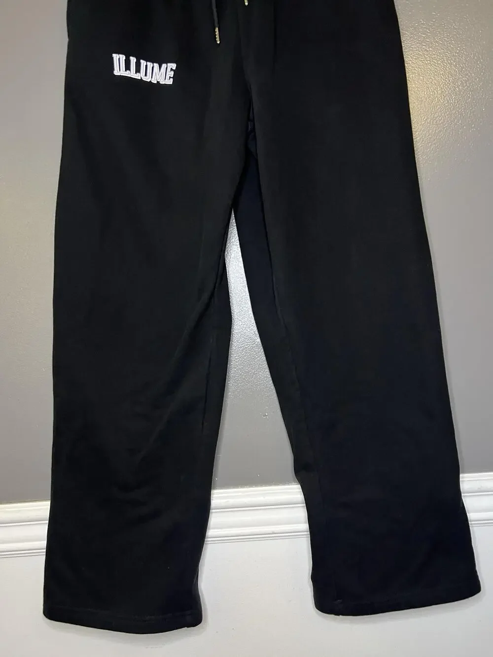 Illume Sweatpants Heavyweight Mens Medium Black Fleece Straight Leg Elastic